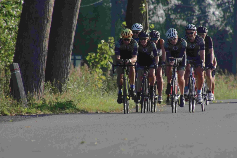 Radfahrer auf der Straße